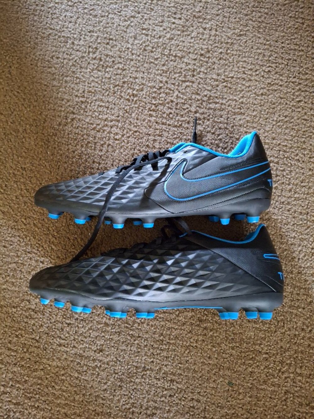 BRAND NEW Nike Tiempo Legend 8 Men's Soccer Cleats Size 12
